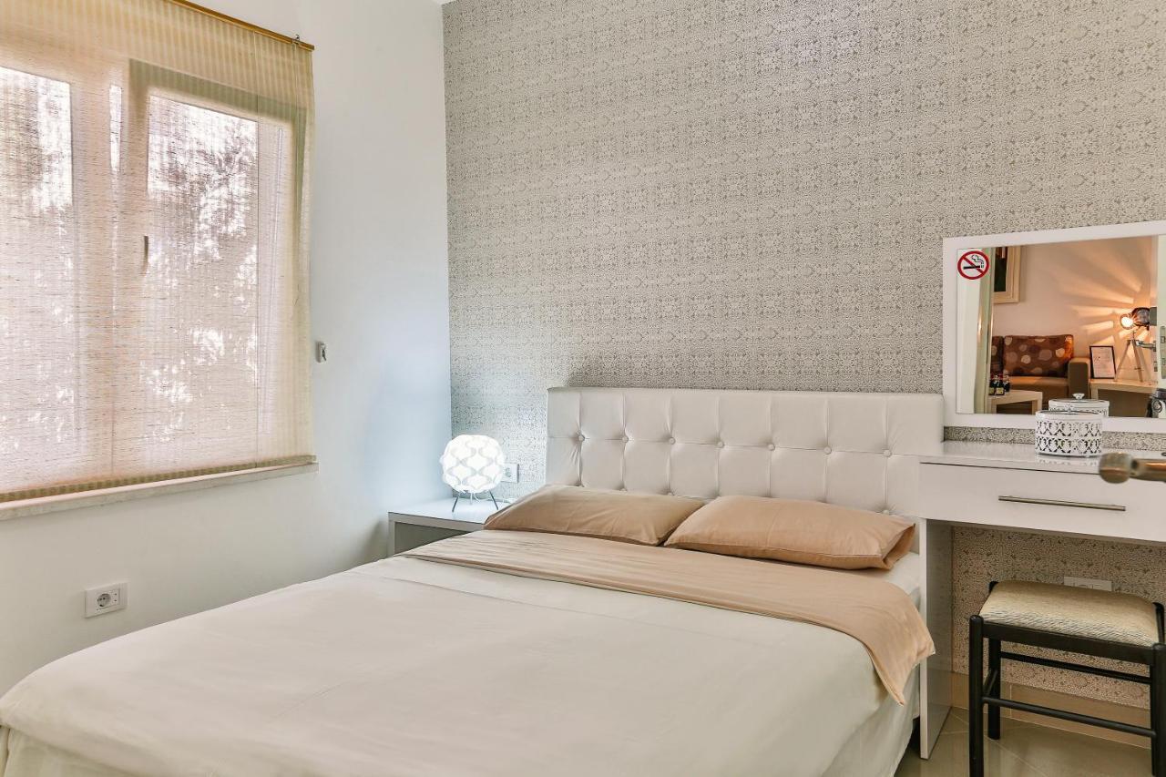Appartamento Zelen Lux Sutomore Esterno foto
